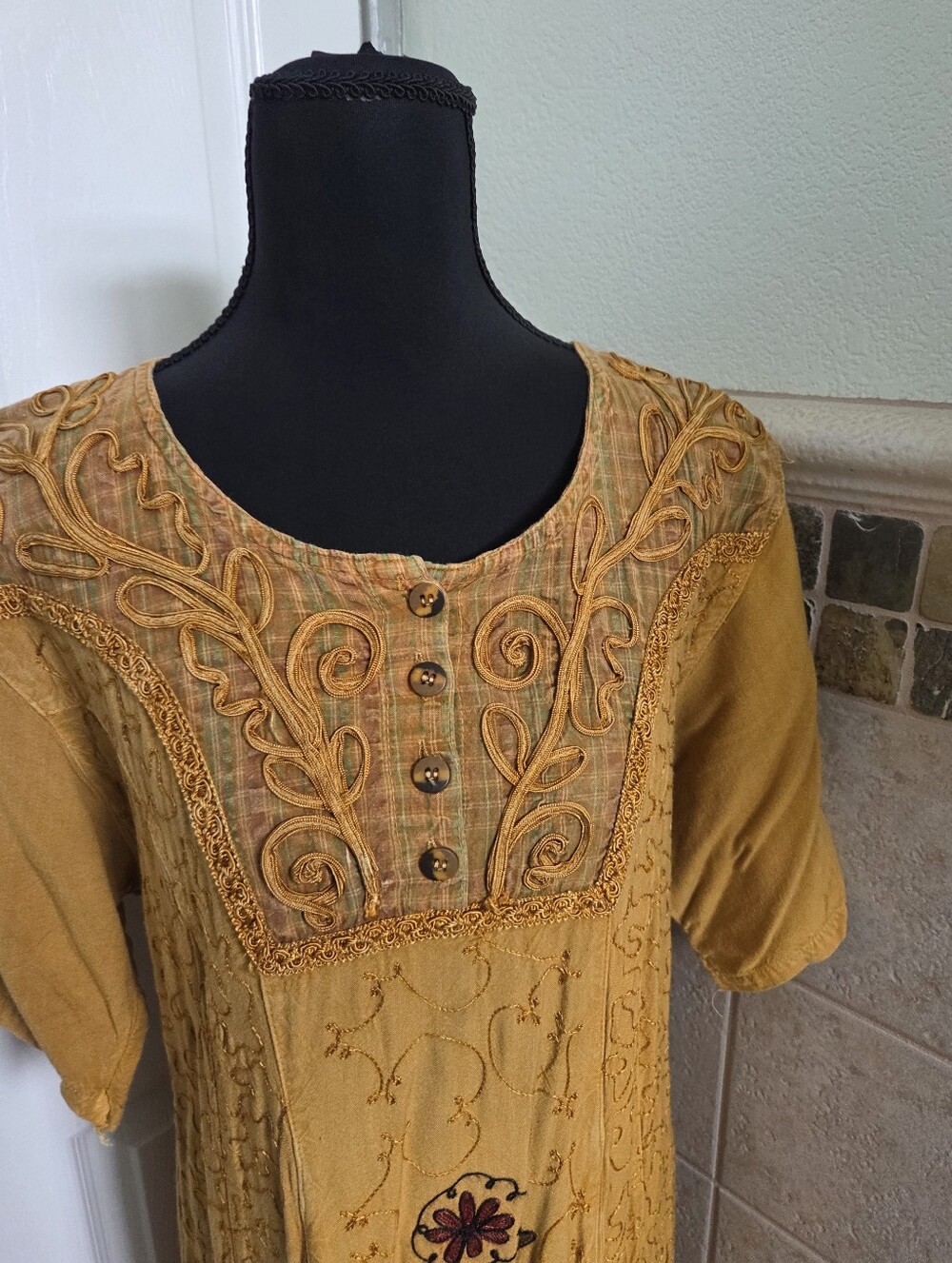 Vintage Mustard Embroidered Plaid Maxi Dress With A Belt In Back Bohemian - Picture 2 of 15